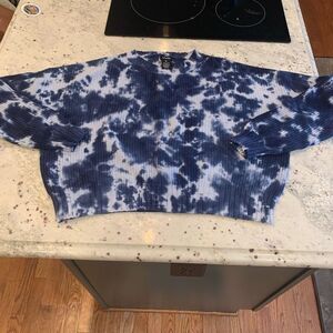 Justify Blue Tie Dye Cropped Sweater sz XL EUC